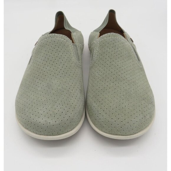 Spenco Women's Sage Green Slip-On Shoes Perforated Upper White Sole 6.5 NEW - Picture 2 of 7